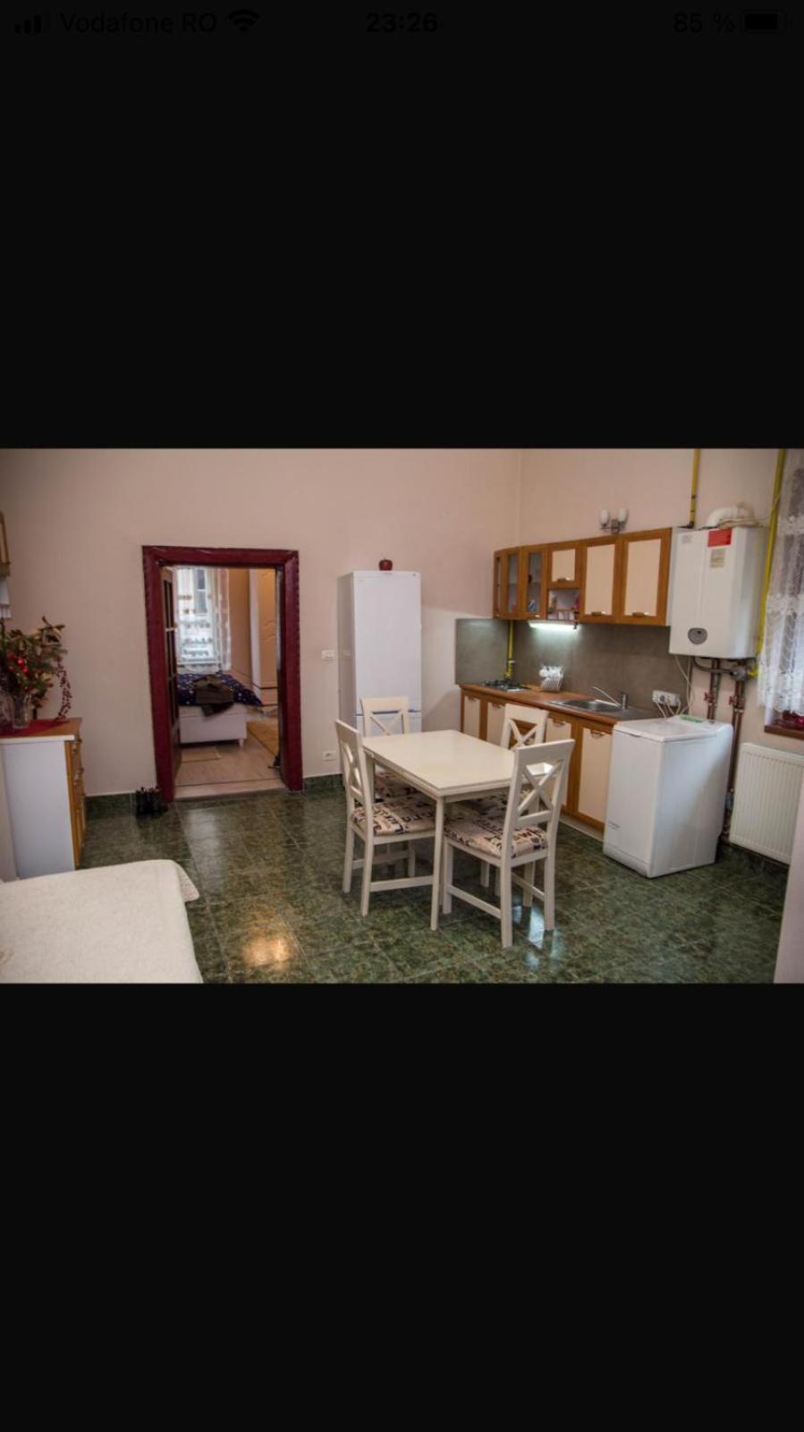 Zara Central Apartments Arad Luaran gambar